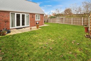 ORCHARD CRESCENT- click for photo gallery